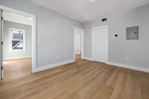 566 Shirley St, Winthrop, MA 02152 - Photo 5