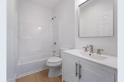 566 Shirley St #4, Winthrop, MA 02152 - Photo 13