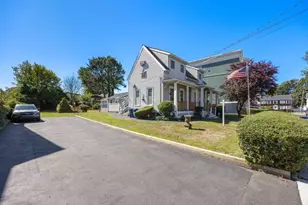 17 Mill St, Revere, MA 02151 - Photo 3