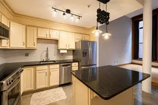 172 Middle St, Lowell, MA 01852 - Photo 9