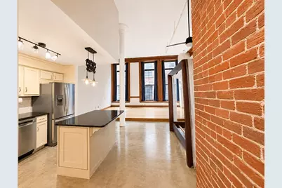 172 Middle St #206, Lowell, MA 01852 - Photo 3