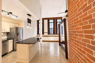172 Middle St, Lowell, MA 01852 - Photo 3