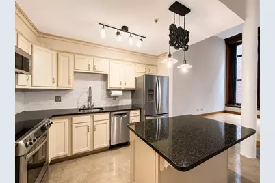 172 Middle St #206, Lowell, MA 01852 - Photo 5
