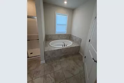 70 Trotter Rd #306, Weymouth, MA 02190 - Photo 9
