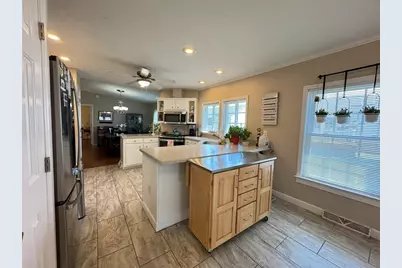 61 Brookstone Dr., Bridgewater, MA 02324 - Photo 17
