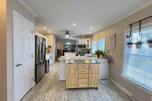 61 Brookstone Dr, Bridgewater, MA 02324 - Photo 15