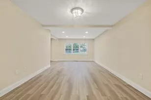 6 Dale St, Franklin, MA 02038 - Photo 5