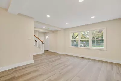 6 Dale St #6, Franklin, MA 02038 - Photo 9