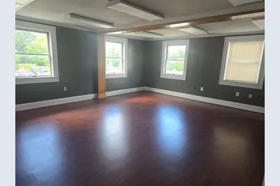 1847 Memorial Dr #2R, Chicopee, MA 01020 - Photo 3