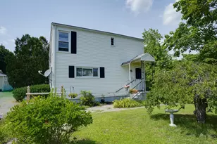25 E Main St, Northborough, MA 01532 - Photo 1