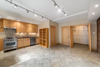 23 Cumberland St, Boston, MA 02115 - Photo 31