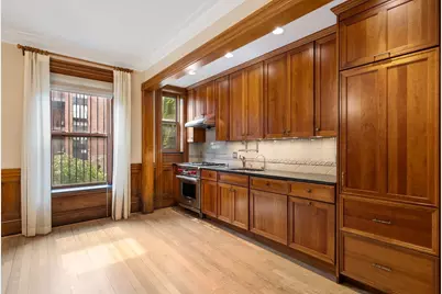 23 Cumberland St, Boston, MA 02115 - Photo 9
