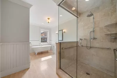 23 Cumberland St, Boston, MA 02115 - Photo 25