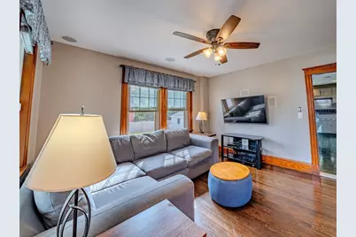 23 Henry St, Saugus, MA 01906 - Photo 5