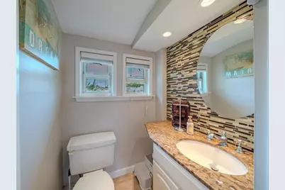 23 Henry St, Saugus, MA 01906 - Photo 21
