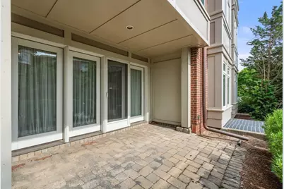 630 Hammond St #104, Brookline, MA 02467 - Photo 11