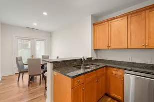 630 Hammond St, Brookline, MA 02467 - Photo 7