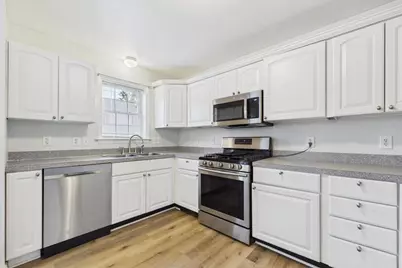 37 Glen Ave #15, Chelmsford, MA 01821 - Photo 5