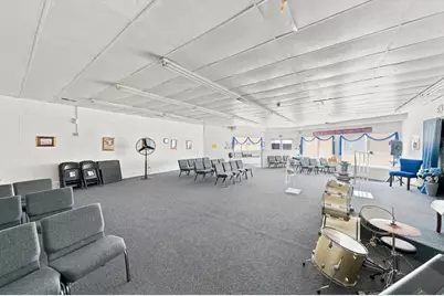 1467 S Main St, Fall River, MA 02724 - Photo 13