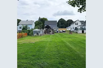 328 Mechanic St, Marlborough, MA 01752 - Photo 7