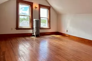 11 Sterling St, Somerville, MA 02144 - Photo 17
