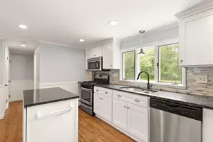 128 Rock St, Norwood, MA 02062 - Photo 5