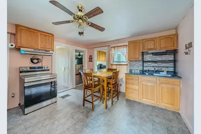 20 Boutelle St, Fitchburg, MA 01420 - Photo 11