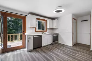 15 Gibbs St, Worcester, MA 01607 - Photo 3