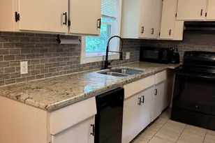 143 Skyridge St, Ludlow, MA 01056 - Photo 9