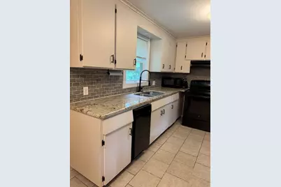 143 Skyridge Street, Ludlow, MA 01056 - Photo 9