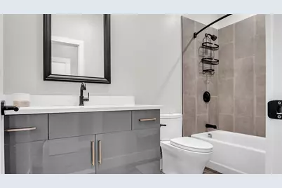 60 Cross St E #318, Somerville, MA 02145 - Photo 11