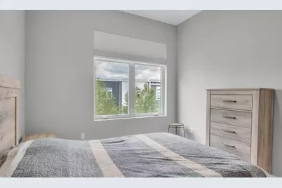 60 Cross St E #318, Somerville, MA 02145 - Photo 15