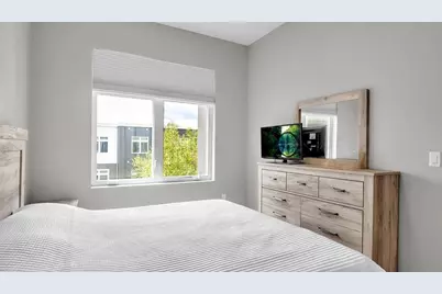 60 Cross St E #318, Somerville, MA 02145 - Photo 29