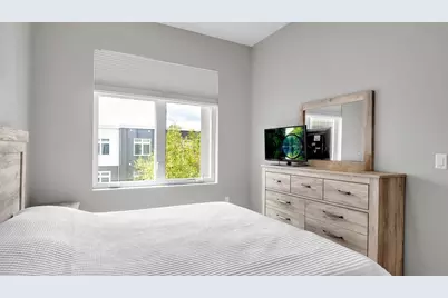 60 Cross St E #318, Somerville, MA 02145 - Photo 29