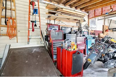 1075 W Elm St Extension, Brockton, MA 02301 - Photo 35