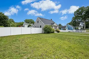 38 Oakdale Rd, Wilmington, MA 01887 - Photo 3