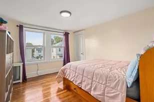 12 Ross St, Medford, MA 02155 - Photo 9