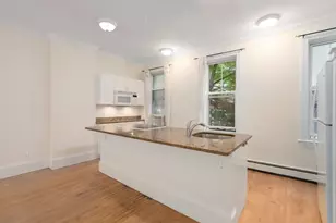 32 Lawrence St, Boston, MA 02116 - Photo 7