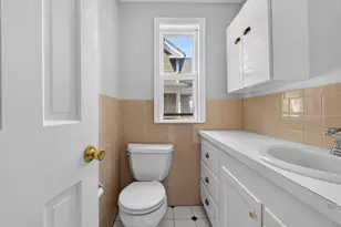 22 Berkeley St, Reading, MA 01867 - Photo 19