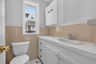 22 Berkeley St, Reading, MA 01867 - Photo 19