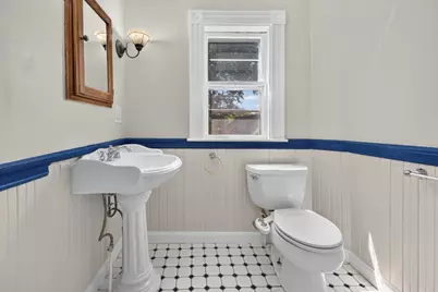 22 Berkeley St #A, Reading, MA 01867 - Photo 29