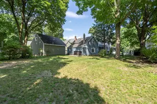 22 Berkeley St, Reading, MA 01867 - Photo 3