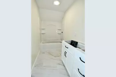 558 Haynes St., Sturbridge, MA 01566 - Photo 15