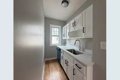 9-1/2 Bourne St, Worcester, MA 01606 - Photo 33