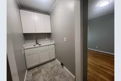 9-1/2 Bourne St, Worcester, MA 01606 - Photo 15