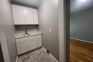 9-1/2 Bourne St, Worcester, MA 01606 - Photo 15