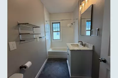 9-1/2 Bourne St, Worcester, MA 01606 - Photo 31