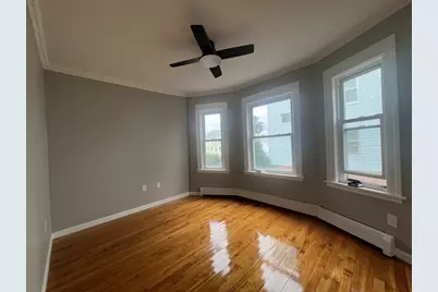 9-1/2 Bourne St, Worcester, MA 01606 - Photo 9