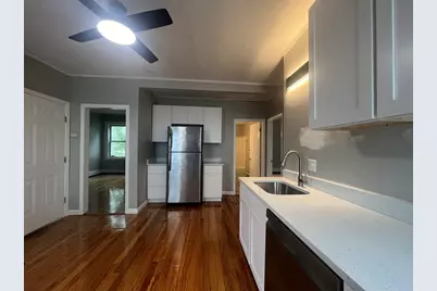 9-1/2 Bourne St, Worcester, MA 01606 - Photo 11