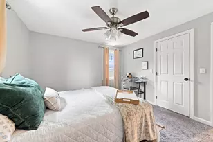 44 Danis St, Fall River, MA 02720 - Photo 17
